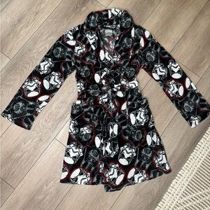 Cozy Plush Star Wars Robe - Boys Size 10